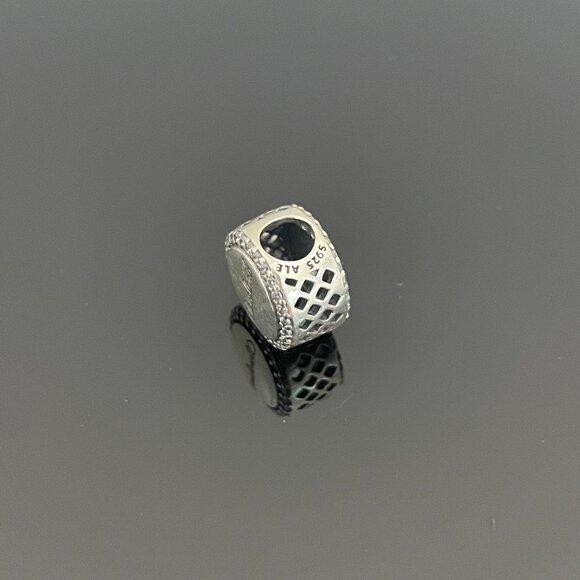 Pandora Love Cleveland.Ohio Map Dangle Charm - Picture 6 of 7